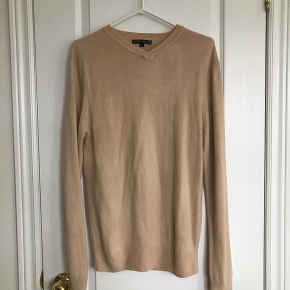 Cream V-Neck Sweater - Picture 2 of 5